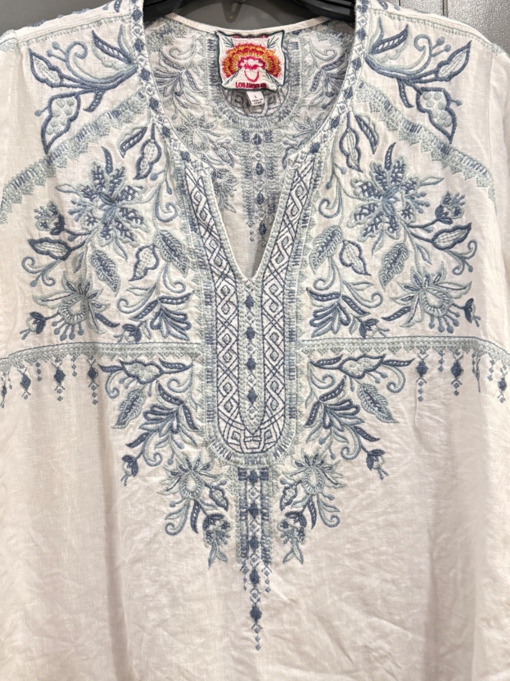 Johnny Was linen embroidered top - Picture 3 of 8